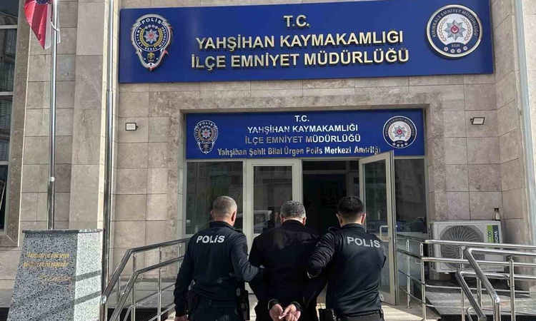 Son Gelişme: Kırıkkale'de operasyonda 3 hükümlü yakalandı, cezaları 1 yıl 8 ay ile 21 yıl - Son Dakika Bilgile