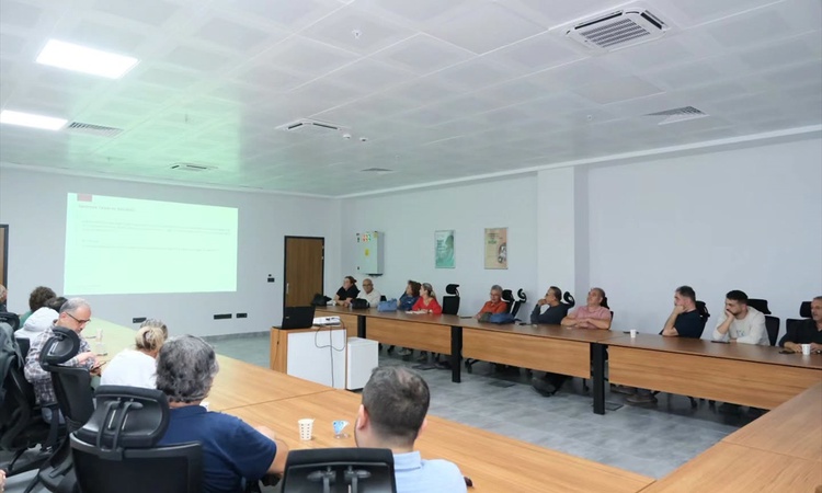 Son Gelişme: Kırklareli'nde aile hekimlerine yönelik anne ve bebek sağlığı eğitimi verildi: Gelişmeler Takip E