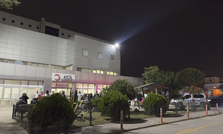 Son Gelişme: Kocaeli Körfez'de sokakta silahla yaralanan kadın hastanede kurtarılamadı