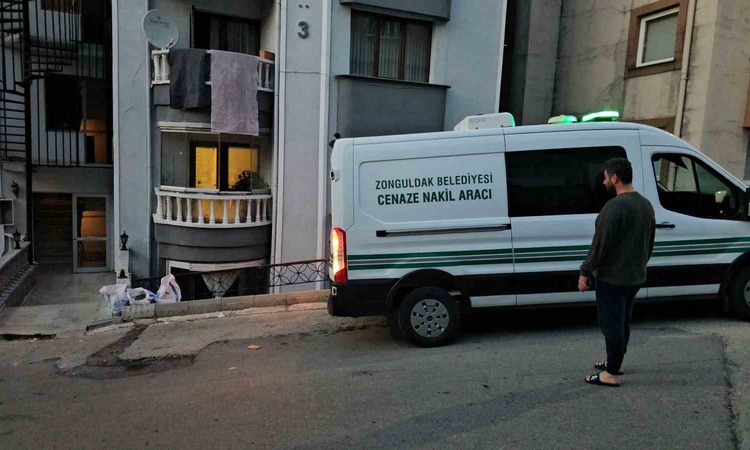 Son Gelişme: Koku şikayeti üzerine gelen ekipler Zonguldak'ta 55 yaşındaki adamı ölü buldu - Son Dakika Bilgil