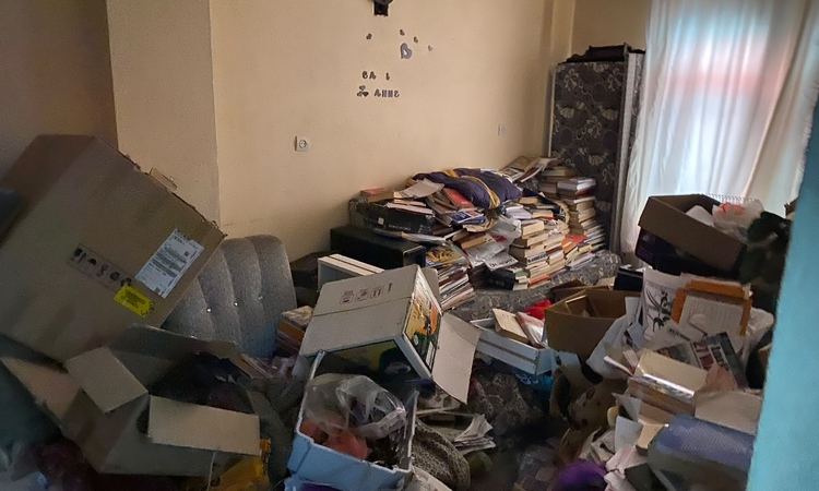 Son Gelişme: Kötü koku gelen evden 1 ton atık çıktı