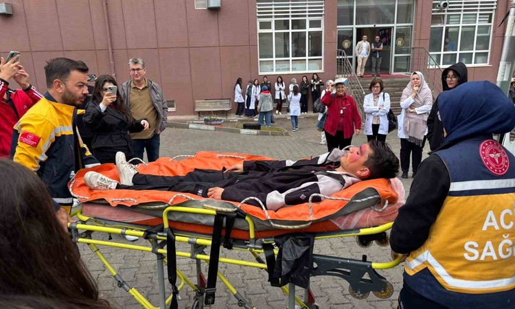 Son Gelişme: Kütahya Tavşanlı'da meslek lisesinde deprem tatbikatı 2 dakika 40 saniyede bitti | İşte Tüm Ayrın