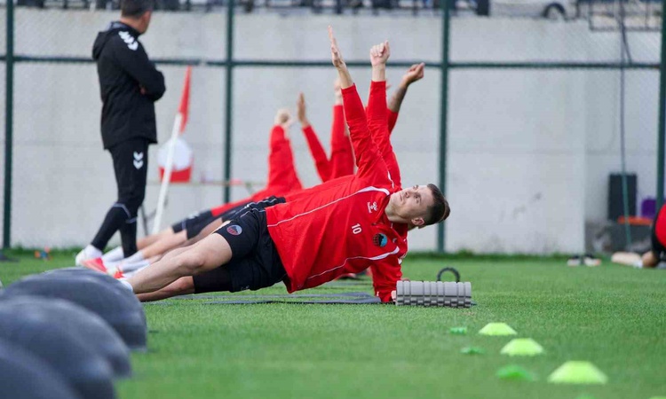 Son Gelişme: Mardin 1969 Spor, 11 Ekim'de Bursaspor deplasmanına hazırlanıyor ve Merak Edilenler
