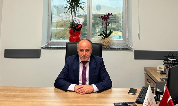 Son Gelişme: Mehmet Yılmaz, Zonguldak Ereğli'de ağız ve diş sağlığı merkezinde yeniden müdür oldu ve Merak Edi