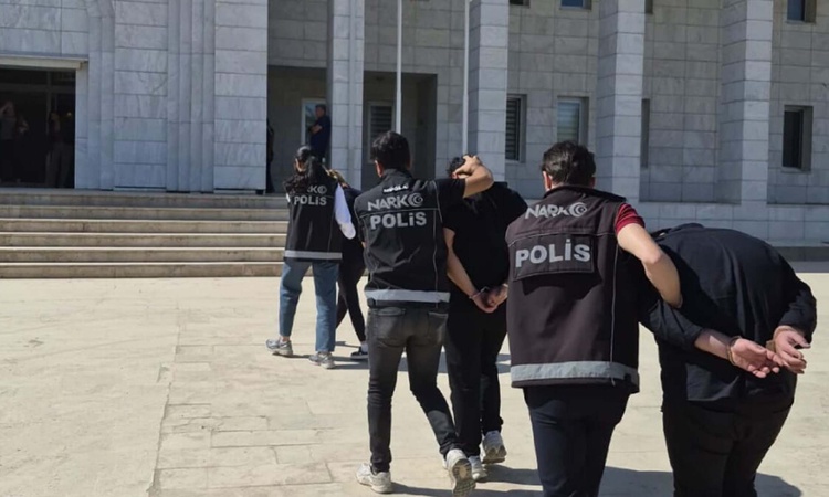 Son Gelişme: Muğla'da Milas ve Bodrum'da uyuşturucu operasyonunda 3 şüpheli hakkında tutuklama kararı verildi