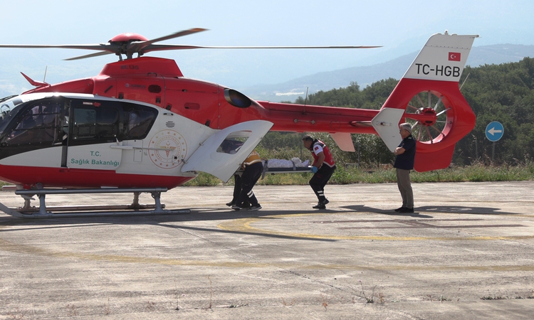 Son Gelişme: Nişan için geldiği Bolu’da fenalaştı, ambulans helikopterle Antalya’ya sevk edildi ve Merak Edile