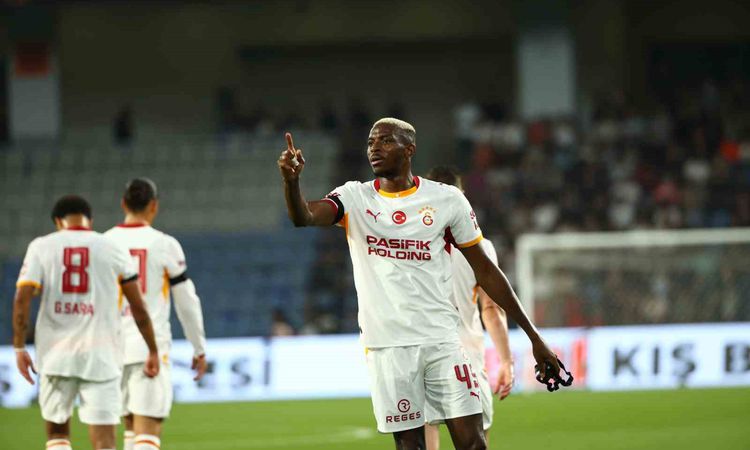 Son Gelişme: Osimhen Başakşehir'e de gol attı: 6 gol | İşte Tüm Ayrıntılar