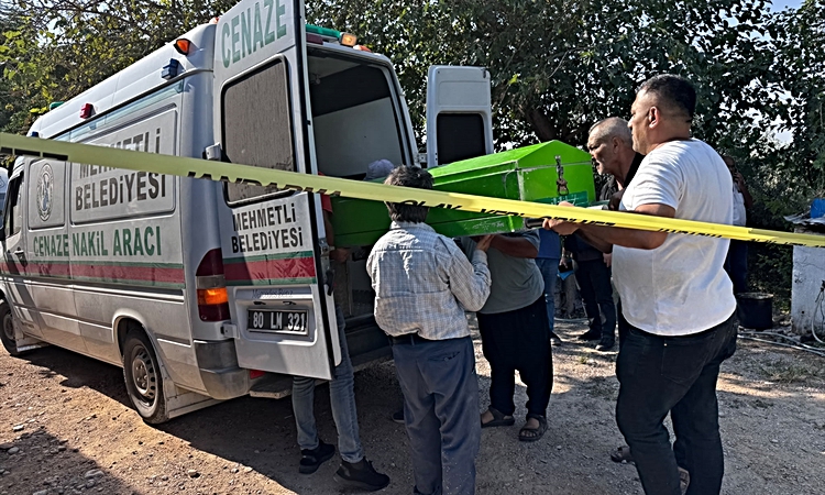 Son Gelişme: Osmaniye Sumbas'ta oğlunu tahrayla öldürdüğü iddia edilen zanlı hakkında tutuklama kararı verildi