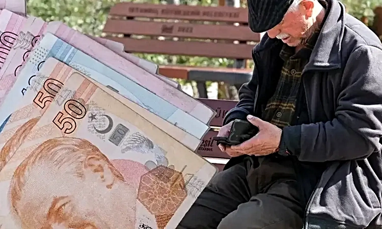 Son Gelişme: Prim günü aynı olsa da emekli maaşı neden farklı oluyor? ve Merak Edilenler