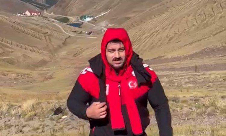 Son Gelişme: Rıza Kayaalp, Erzurum kampında 11'inci dünya madalyası için çalışıyor | İşte Tüm Ayrıntılar