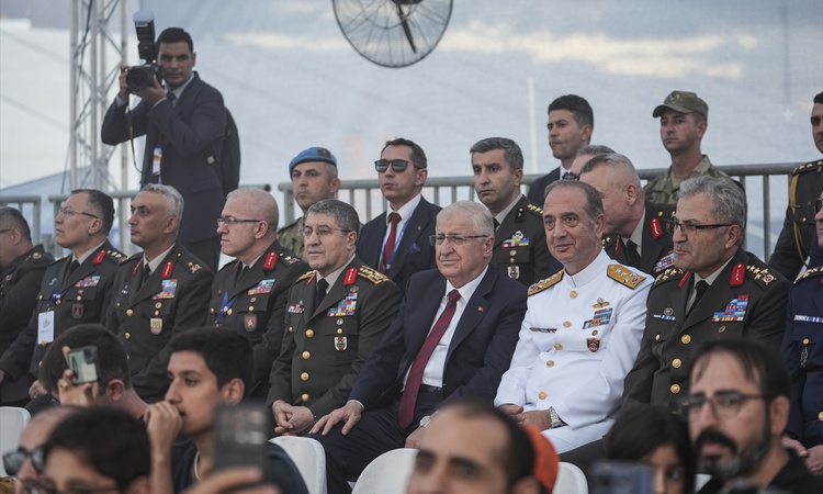 Son Gelişme: Şanlıurfa'daki TEKNOFEST'te Bakan Güler ve komutanlar TSK gösterilerini izledi | İşte Tüm Ayrıntı
