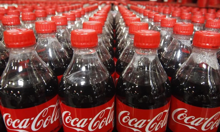 Son Gelişme: Sektörde tutunamadılar! Coca-Cola, yüzlerce şubesi olan dev markayı satıyor ve Merak Edilenler