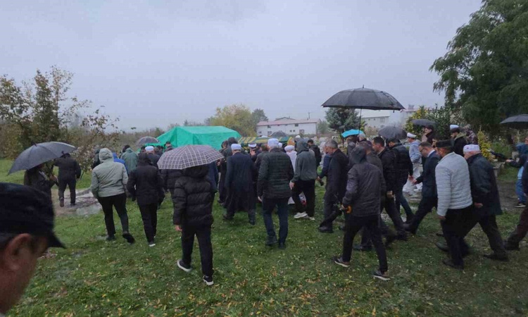 Son Gelişme: Selde elektrik akımına kapılan 14 yaşındaki hafız Mahmud Işıldak Düzce'de defnedildi