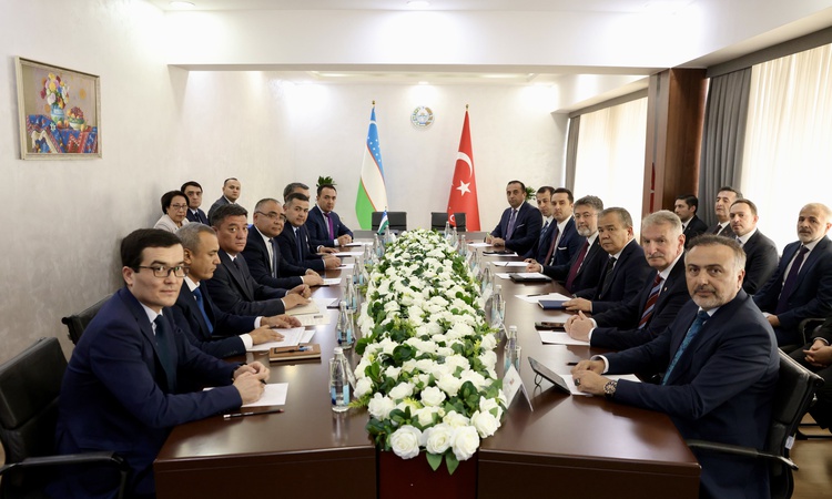 Son Gelişme: Tarım ve Orman Bakanı Yumaklı, Özbekistan ile 5 milyar dolarlık ticaret hedefini ele aldı: Gelişm