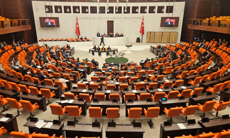 Son Gelişme: TBMM Genel Kurulu... Muhalefetten Halk TV'ye kayyum tepkisi, AK Parti'den "hesap sorulacak" mesaj