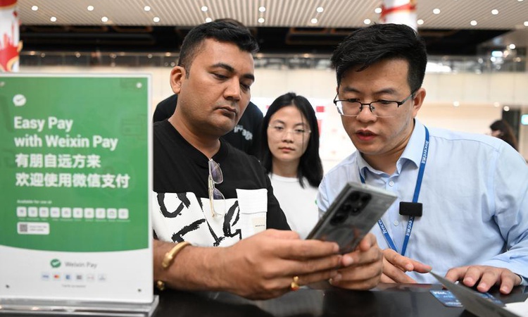 Son Gelişme: Tencent, yabancı ziyaretçiler için TenPayGo ödeme uygulamasını Shenzhen'de tanıttı - Son Dakika B