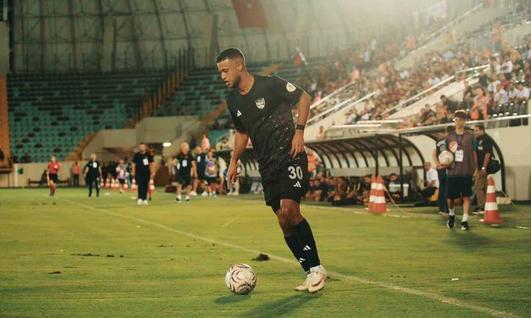 Son Gelişme: Trendyol 1. Lig: Vanspor FK, İstanbulspor'u 3-2 yendi ve Merak Edilenler