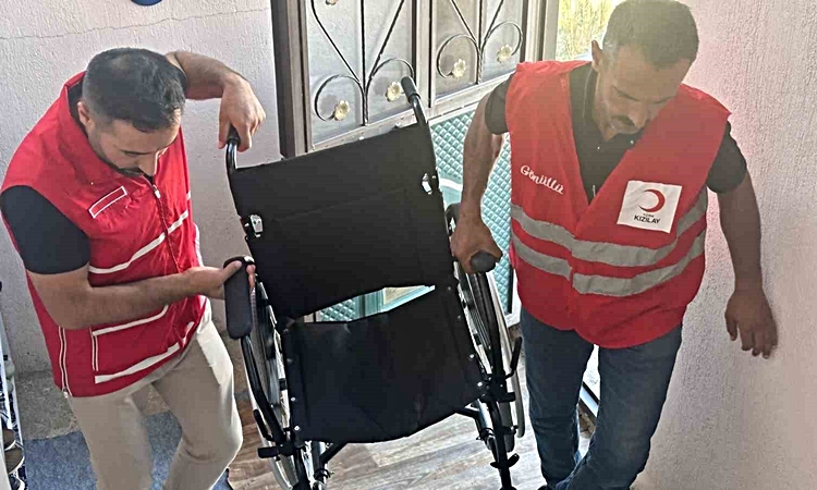 Son Gelişme: Türk Kızılay Muradiye Şubesi gönüllüleri 2 bin çocuğa giyim desteği ulaştırdı ve Merak Edilenler