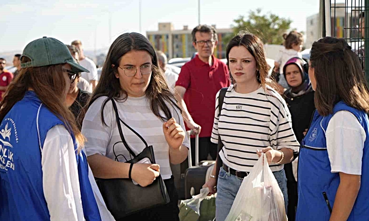 Son Gelişme: Üniversite öğrencilerinin dönüşü ile ilçenin nüfusu iki katına çıktı - Son Dakika Bilgileri