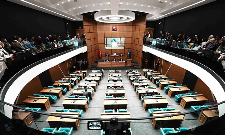 Son Gelişme: Üsküdar'da seçim günü! CHP ve YENİ Parti aday çıkarmadı ve Merak Edilenler