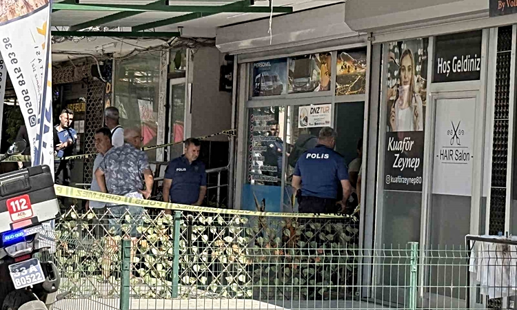 Son Gelişme: Uzaklaştırma kararı bulunan koca dehşet saçtı: 2 ölü - Son Dakika Bilgileri