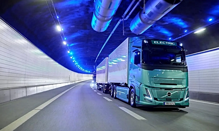 Son Gelişme: Volvo Trucks elektrikli kamyon serisinin seri üretimine resmen start aldı ve Merak Edilenler
