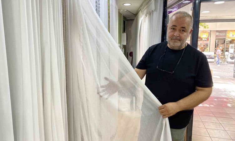 Son Gelişme: Yeni Evlenen Çiftlerin Perde Tercihi Değişti: Sade ve Ekonomik Modeller Öne Çıkıyor