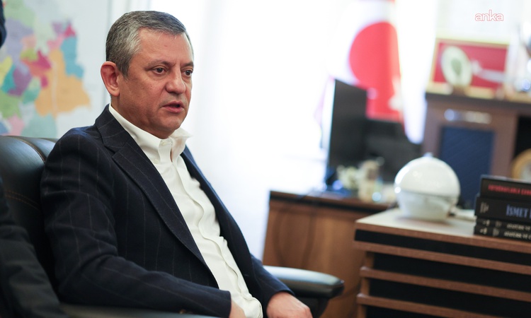 Son Gelişme: YENİ Parti Genel Başkanı Özgür Özel, fon skandalı için kriz masasını yarın toplayacak - Son Dakik