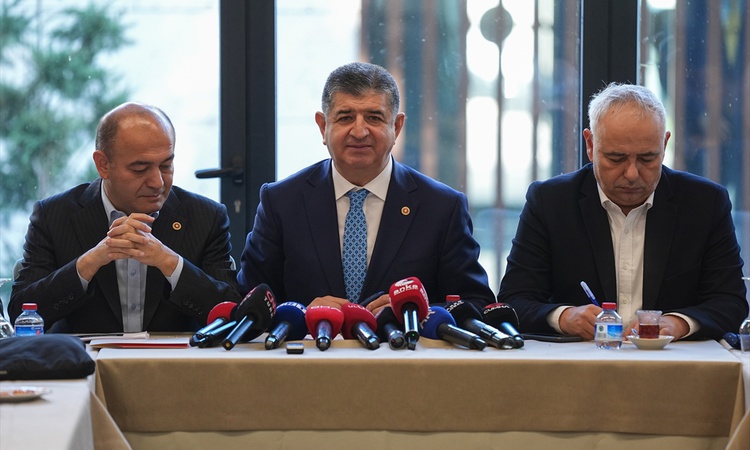 Son Gelişme: Yeni Partili Karabat, aidat tartışmasında paraların dağıtıldığını söyledi | İşte Tüm Ayrıntılar