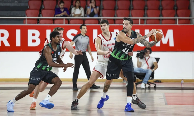 Son Gelişme: Yukatel Denizli Basket, FIBA Europe Cup'ta Portekiz'de SL Benfica'ya 96-91 yenildi: Gelişmeler Ta