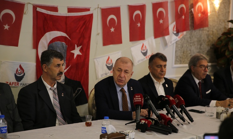 Son Gelişme: Zafer Partisi Genel Başkanı Özdağ, Aydın'da seçim ittifakı çağrısında bulundu - Son Dakika Bilgil