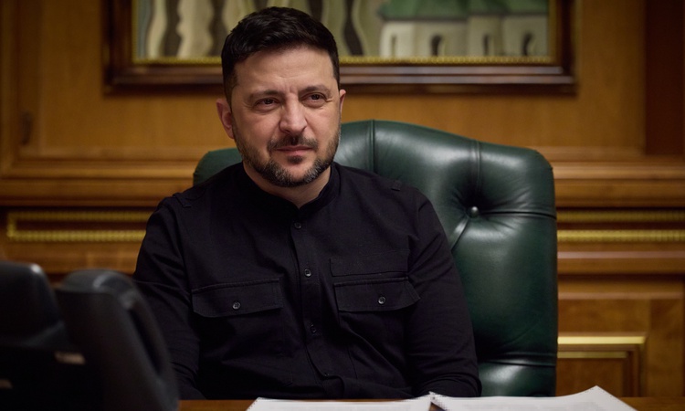 Son Gelişme: Zelenskiy, Putin'in ABD ara seçimleri öncesi saldırıları yoğunlaştıracağını söyledi ve Merak Edil