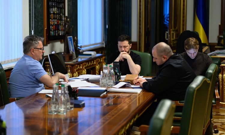 Son Gelişme: Zelenskiy, Witkoff ve Kushner ile görüşmede hava savunma ihtiyacını ele aldı - Son Dakika Bilgile