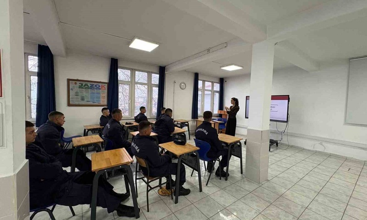 Son Gelişme: Zonguldak'ta jandarma er ve erbaşlarına şiddetle mücadele ve ŞÖNİM eğitimi verildi ve Merak Edile