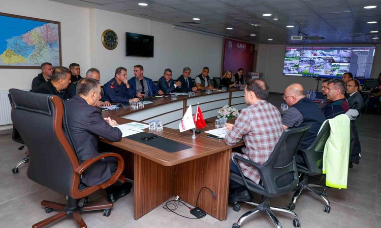 Son Gelişme: Zonguldak'ta yoğun yağış riskine karşı Vali Hacıbektaşoğlu GAMER'de inceleme yaptı - Son Dakika B