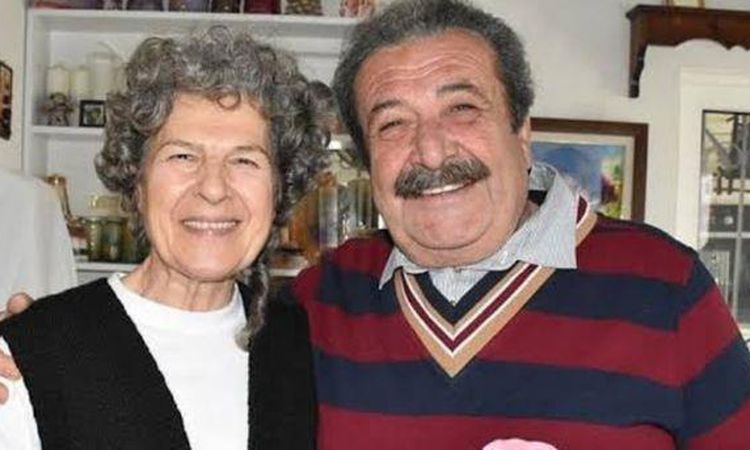 Sıcak Gündem: Tarık Papuççuoğlu eşi kimdir? Gülgün Akansu kimdir, kaç yaşında, nereli? - Haberleri - Son Dakik