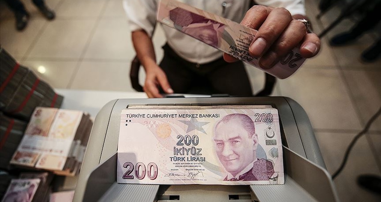 Gündemden Son Bilgiler: Tartışma yaratan uygulamada yeni düzenleme: Kamu bankaları herkese kredi veremeyecek -
