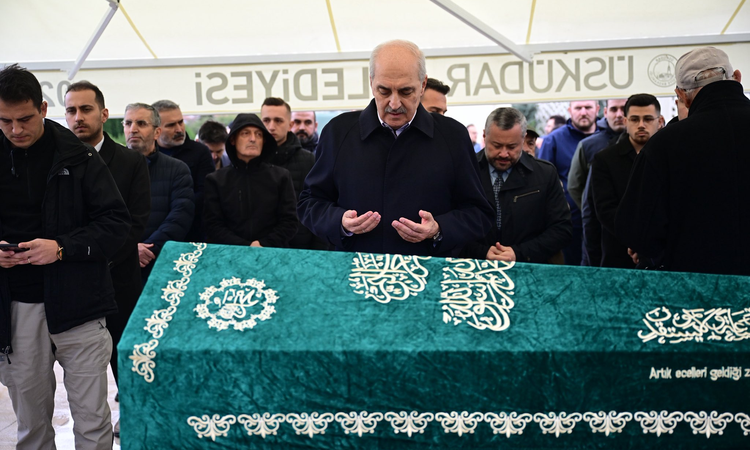 TBMM Başkanı Kurtulmuş, Cevat Özkaya’nın Üsküdar’daki cenaze törenine katıldı