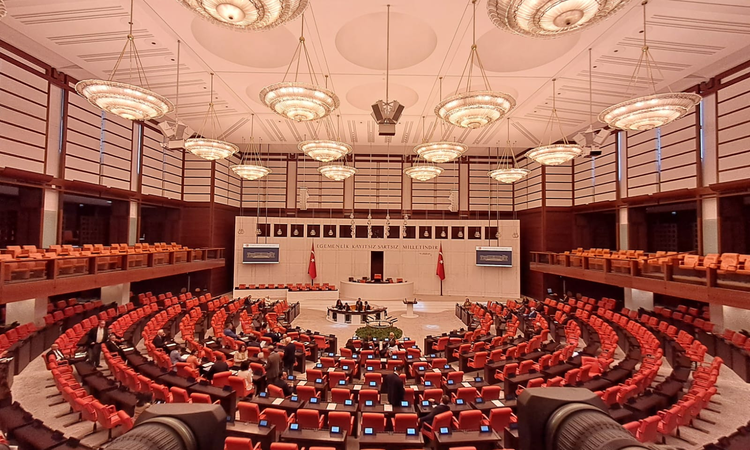 Ayrıntılar Netleşti: TBMM Genel Kurulu... İYİ Parti'nin “Terörsüz Türkiye” önergesi reddedildi - Son Dakika ve