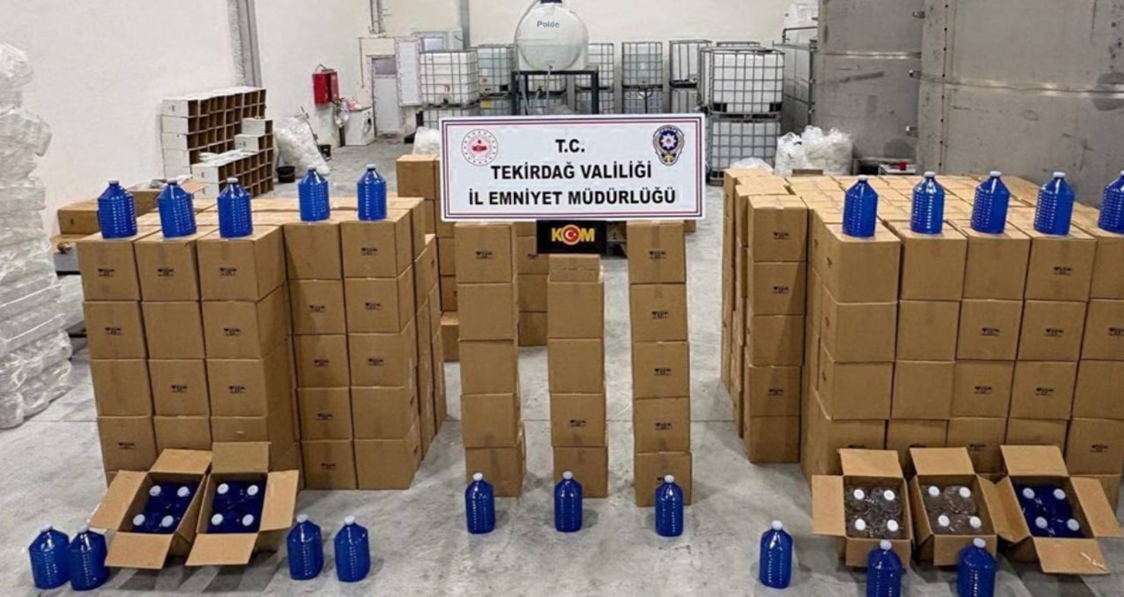 Ayrıntılar Netleşti: Tekirdağ'da 17 bin 815 litre etil alkol yakalandı - Son Dakika Haberleri: Gelişmeler Taki