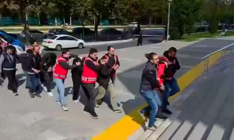 Tekirdağ'da çocuklara ait müstehcen içerik operasyonunda 6 şüpheli hakkında tutuklama kararı verildi - Son Dak