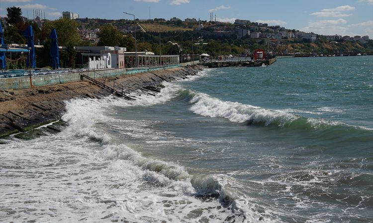 Son Gelişme: Tekirdağ'da poyraz deniz ulaşımını olumsuz etkiliyor - Haberleri: Gelişmeler Takip Ediliyor