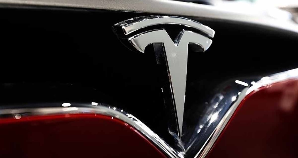 Kritik Açıklama: Tesla amblemi bakın ne anlama geliyormuş: Yıllardır sadece T harfi sanılıyordu - Haberleri ve