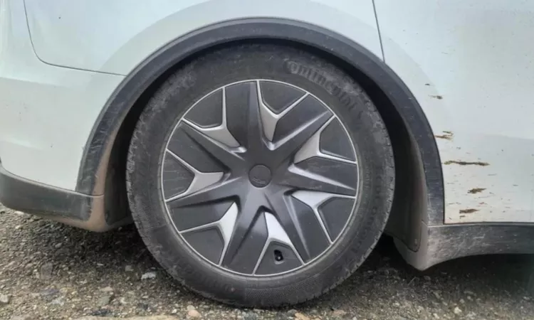 Tesla Model Y L'de Süspansiyon Çökme Şikayeti: Çin'de Tepkiler Artıyor | İşte Tüm Ayrıntılar