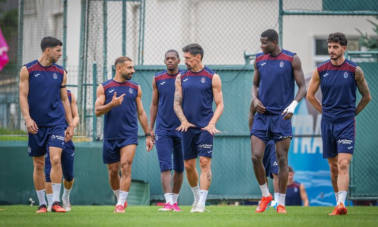 Ayrıntılar Netleşti: Trabzonspor, Kasımpaşa Maçı İçin İstanbul'a Gitti - Son Dakika Haberleri ve Merak Edilenl