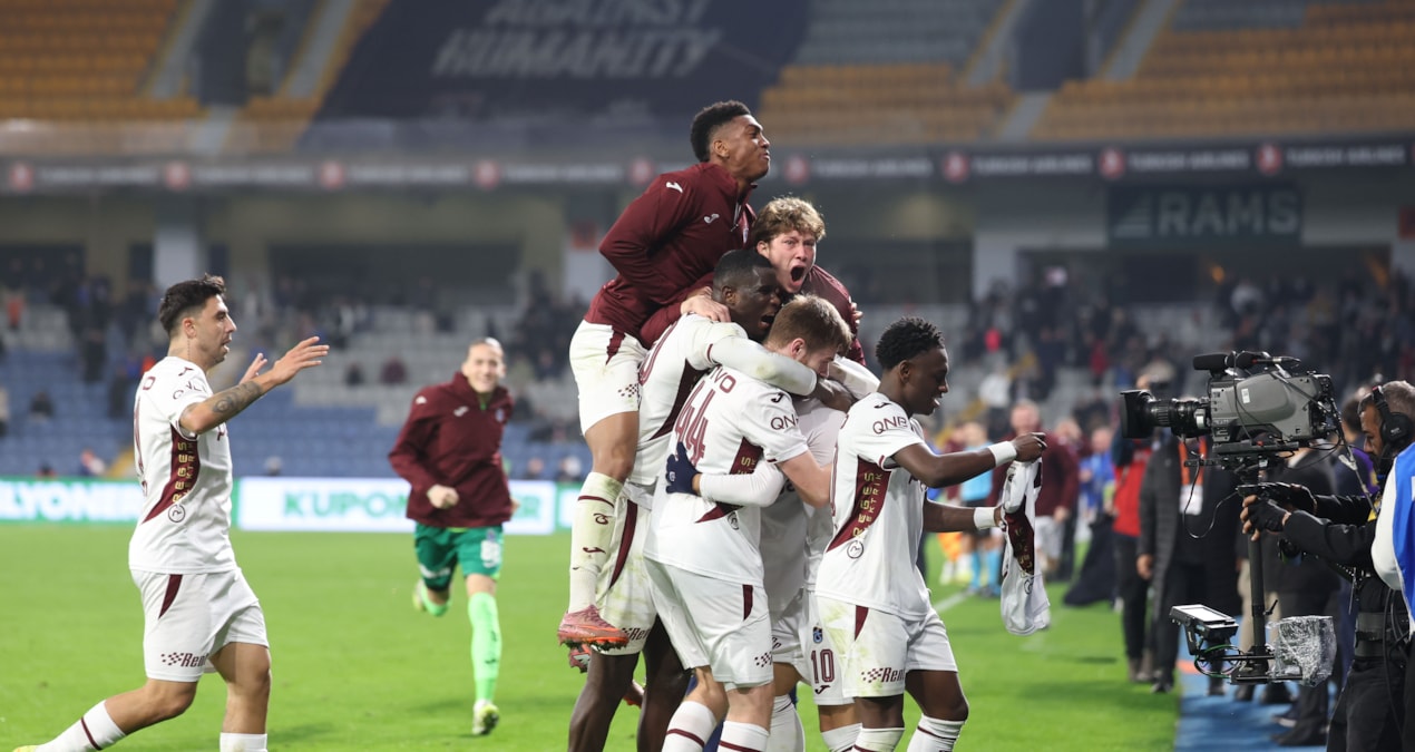Son Gelişme: Trabzonspor servet harcadığı iki yıldızı İstanbul ekibine yolluyor - Haberleri