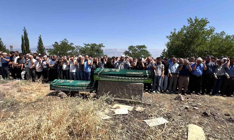 Mother and son, who lost their lives in a traffic accident, were sent off to their final journey in Kahramanmaraş - News