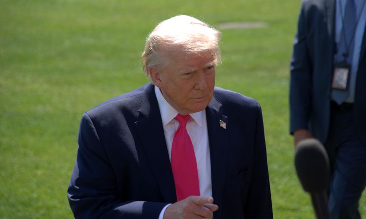 Trump: If There Is No Deal, We Will Target Iran's Power Plants and Bridges Next Week - Breaking News