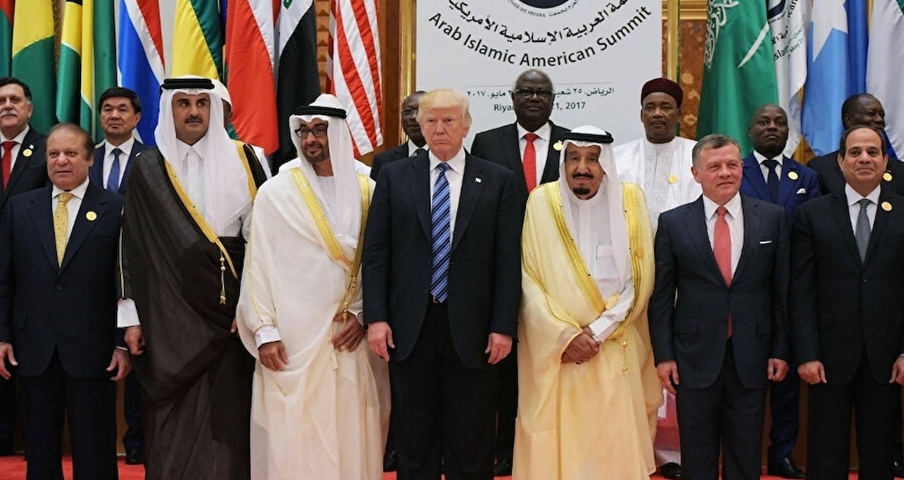 Kritik Açıklama: Trump faturayı Arap şeyhlerine kesiyor! Savaşı durdurmak için fidye peşinde - Son Dakika ve M
