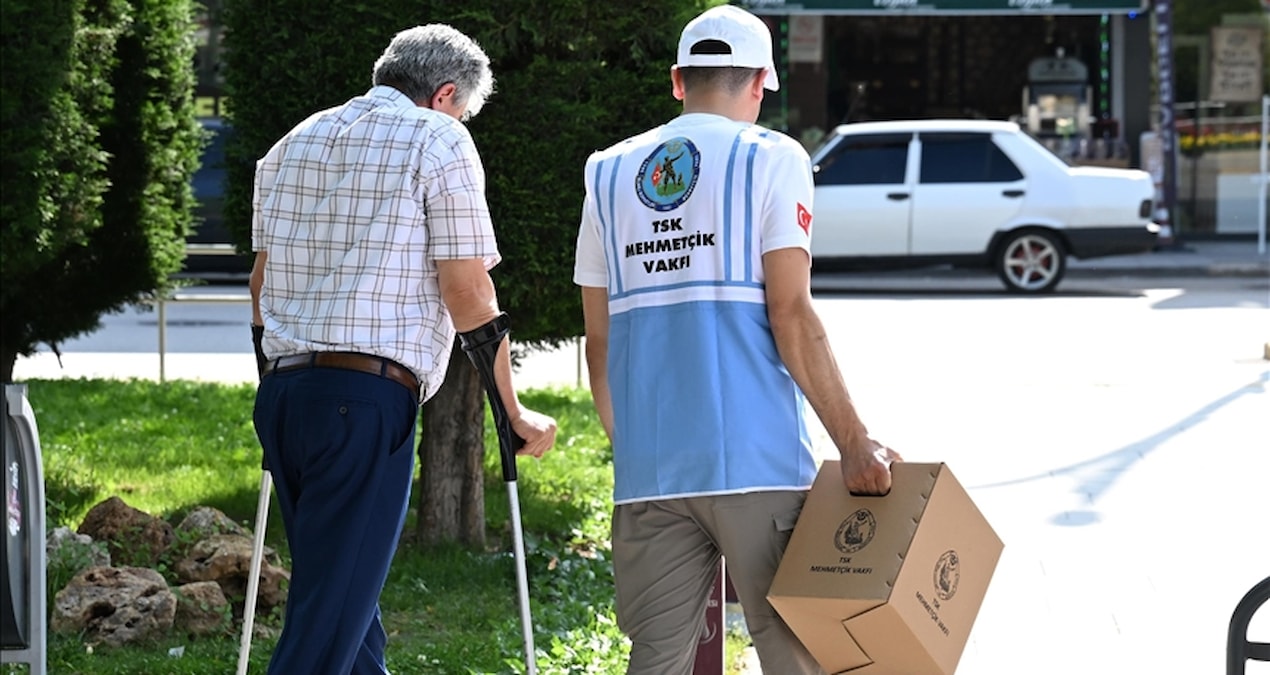 TSK Mehmetçik Vakfı vekaleten kurban bağışı kabulüne resmen start aldı: 2026 hisse bedeli resmen duyuruldu - S